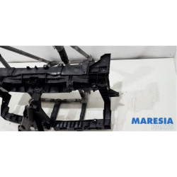 Renault - Trafic - Front panel