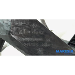 Renault - Trafic - Front panel