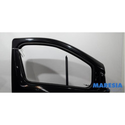 Renault - Trafic - Door 2-door, right