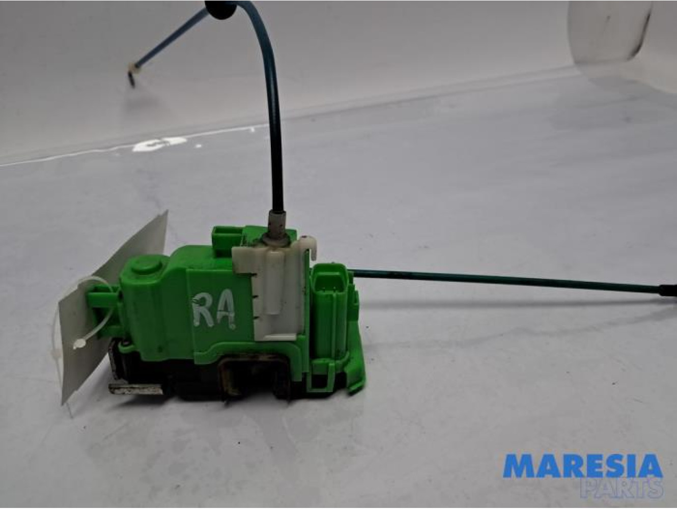 Alfa Romeo - Giulietta - Serrure portière mécanique 4portes arrière droite