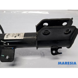 Peugeot - 208 - Stoßdämpferstrebe links vorne