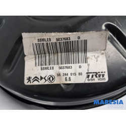 Peugeot - 208 - Brake servo
