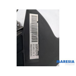 Peugeot - 208 - Parking brake lever