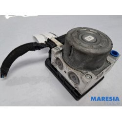 Peugeot - 208 - ABS Pumpe