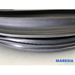 Alfa Romeo - Giulietta - Rear door seal 4-door, left