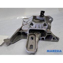 Peugeot - 208 - Gearbox mount