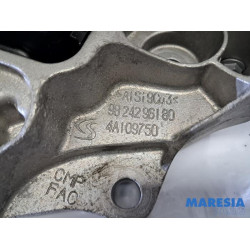 Peugeot - 208 - Gearbox mount
