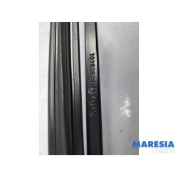 Alfa Romeo - Giulietta - Scheibenwischerarm vorne