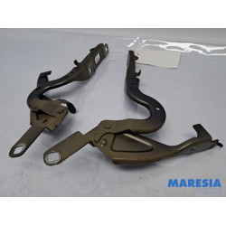 Peugeot - 208 - Charnière capot