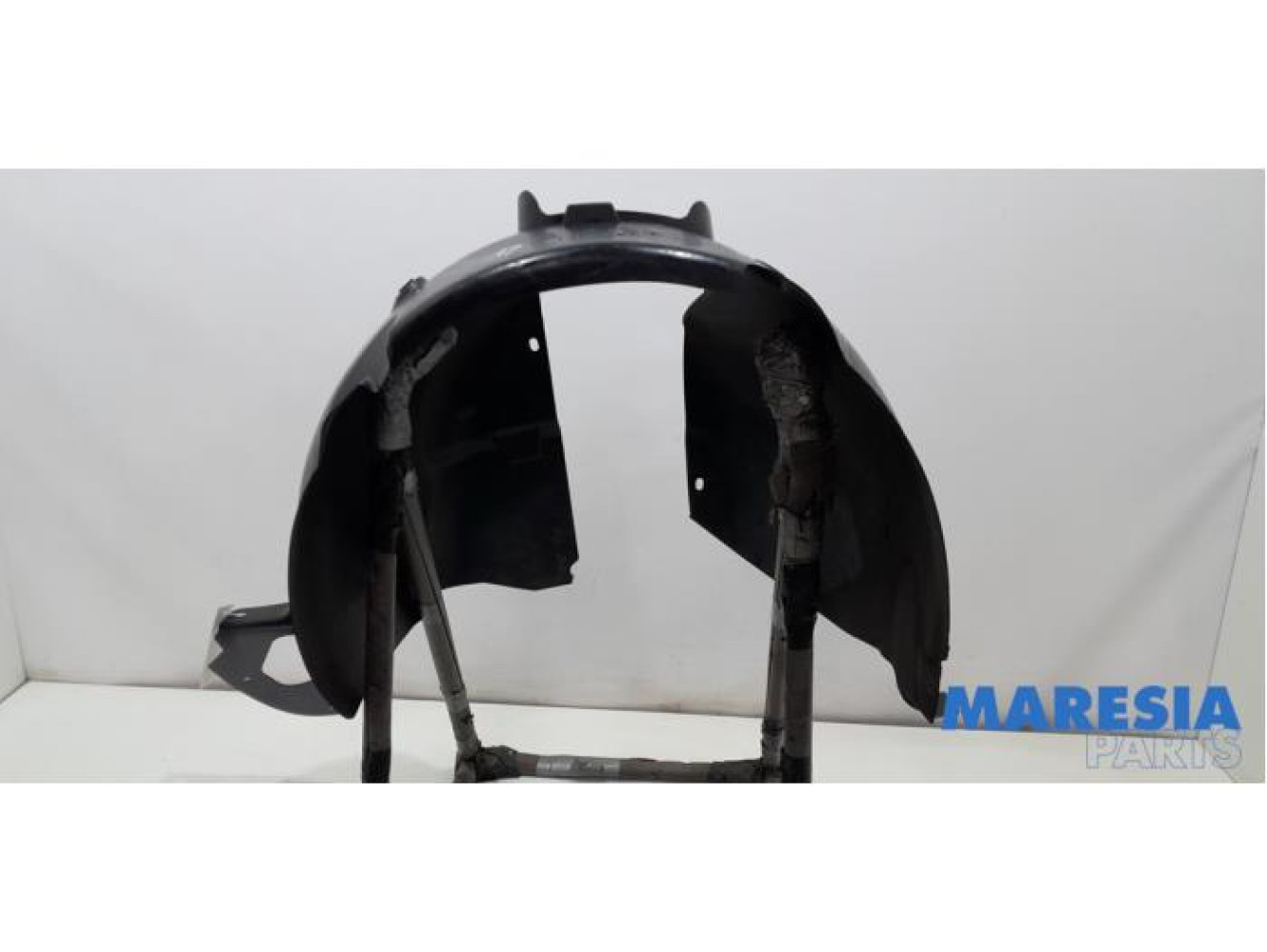 Peugeot - 208 - Wheel arch liner