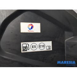 Peugeot - 208 - Tankklappe