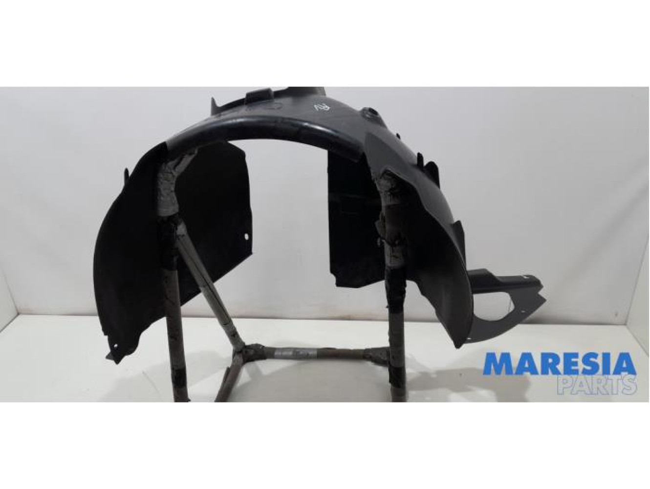 Peugeot - 208 - Wheel arch liner