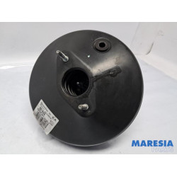 Peugeot - 208 - Brake servo