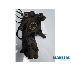 Peugeot - 208 - Achsschenkel links vorne