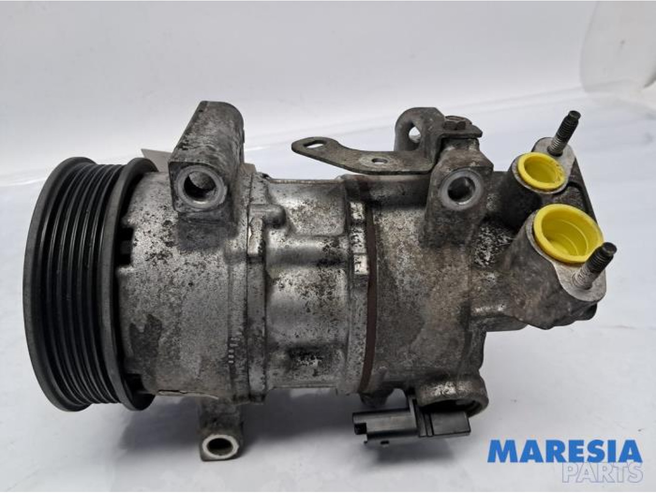 Peugeot - 208 - Air conditioning pump