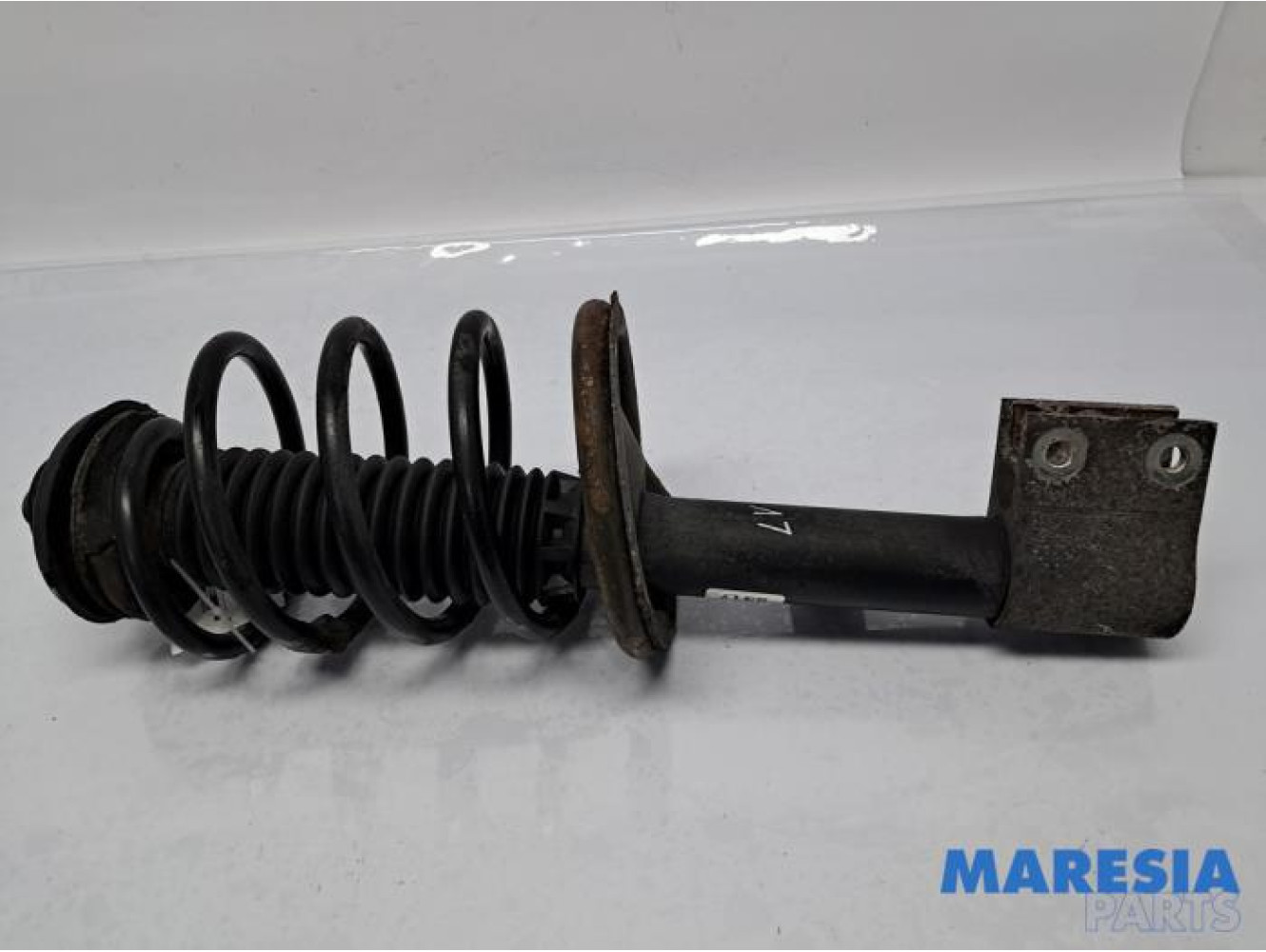 Peugeot - 307 - Front shock absorber rod, left