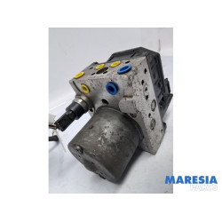 Peugeot - 307 - ABS pump