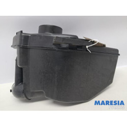 Peugeot - Partner - Resonance housing