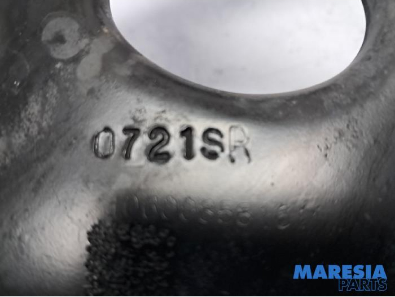 Peugeot - 208 - Front lower wishbone, right