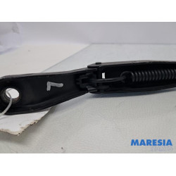 Peugeot - Partner - Front wiper arm