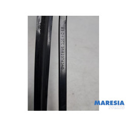 Peugeot - Partner - Front wiper arm