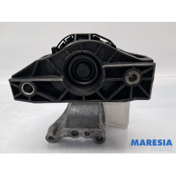 Peugeot - 208 - Motorsteun