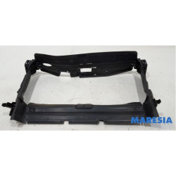 Renault - Trafic - Air funnel