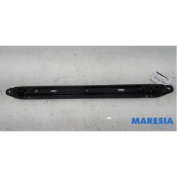 Peugeot - Partner - Radiatorbalken