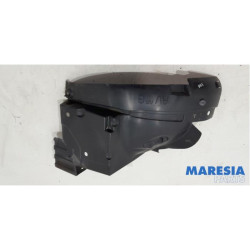 Renault - Trafic - Wheel arch liner