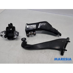 Peugeot - Partner - Schuifdeurrol links