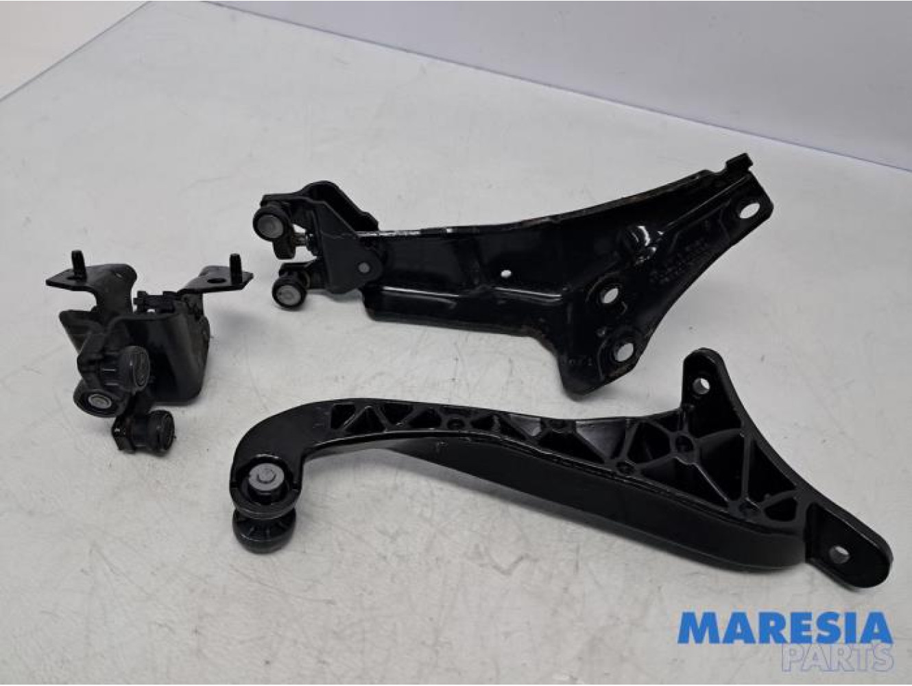 Peugeot - Partner - Schuifdeurrol links