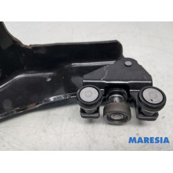 Peugeot - Partner - Schuifdeurrol links