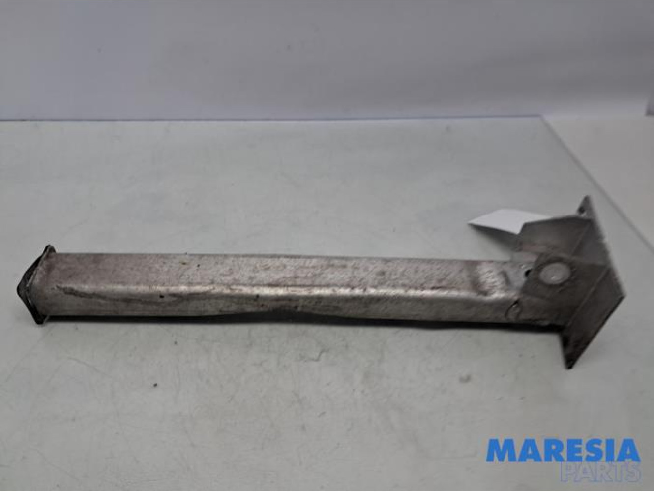 Peugeot - Partner - Support bras de suspension avant gauche