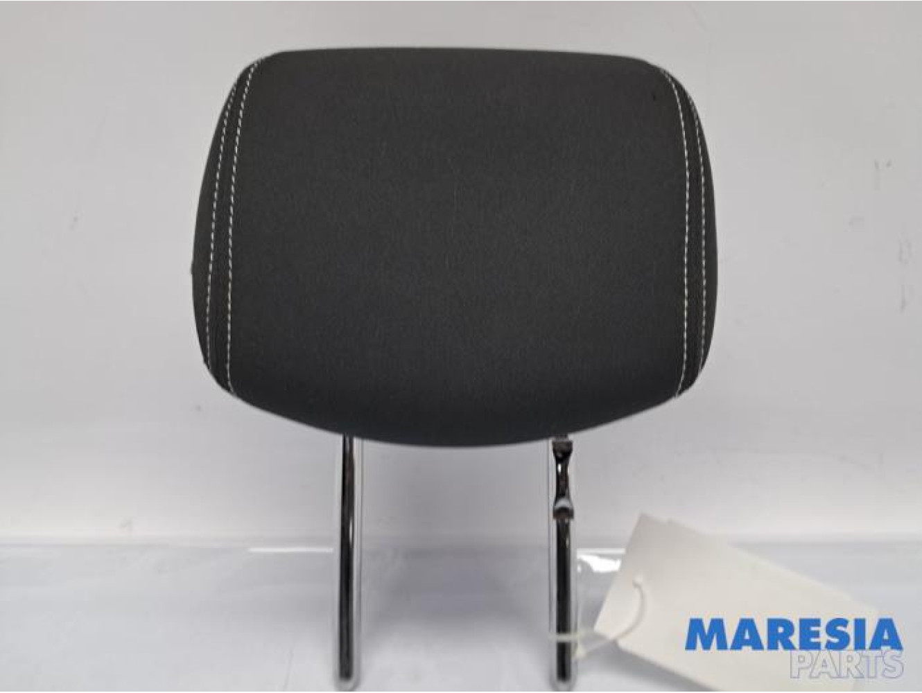 Renault - Megane - Headrest