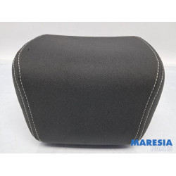 Renault - Megane - Headrest