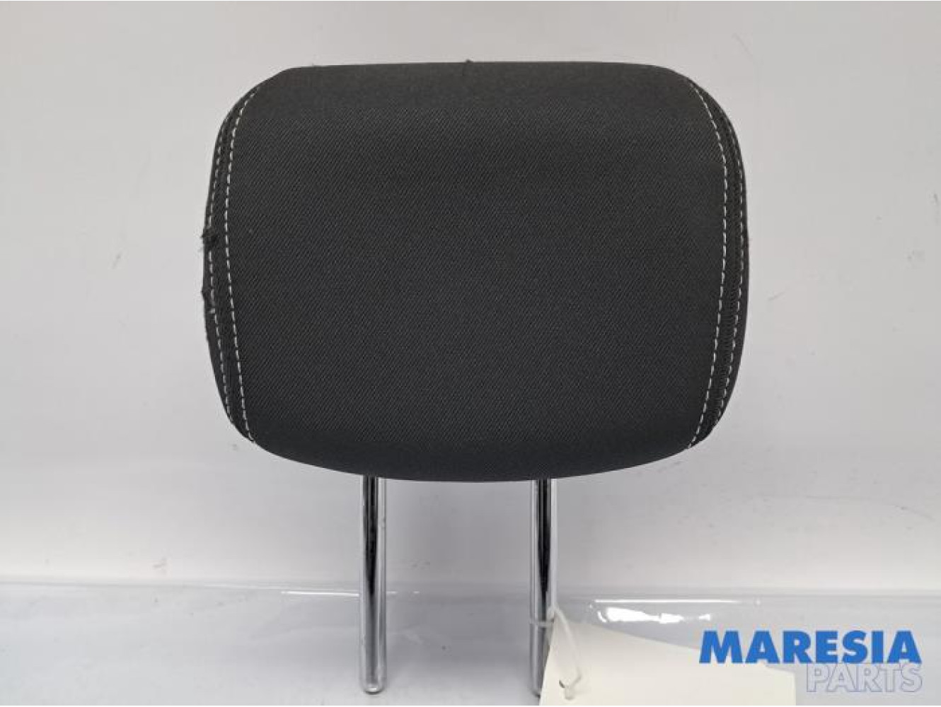 Renault - Megane - Headrest