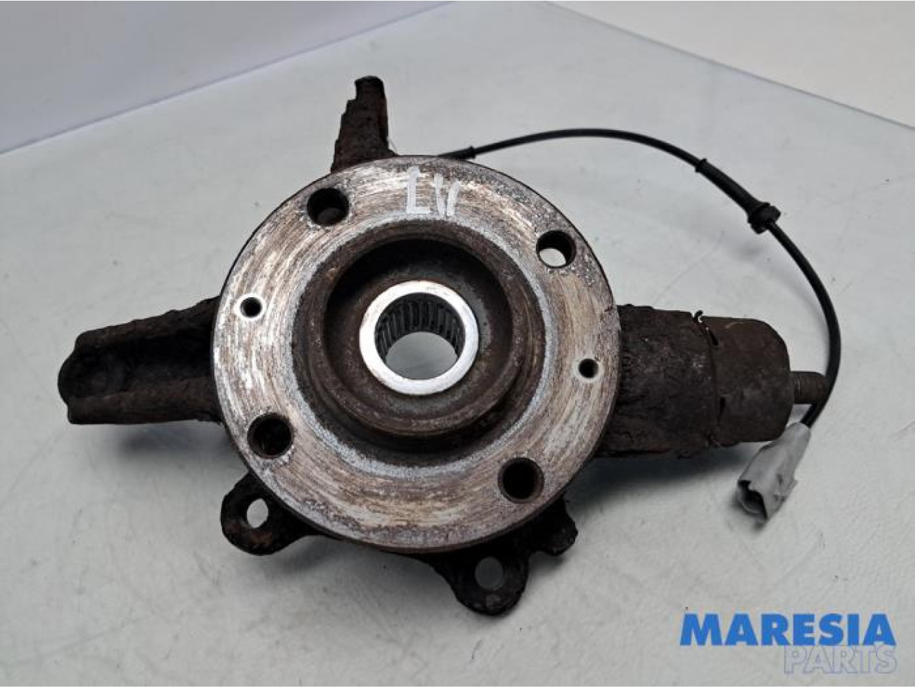 Peugeot - Partner - Knuckle, front left