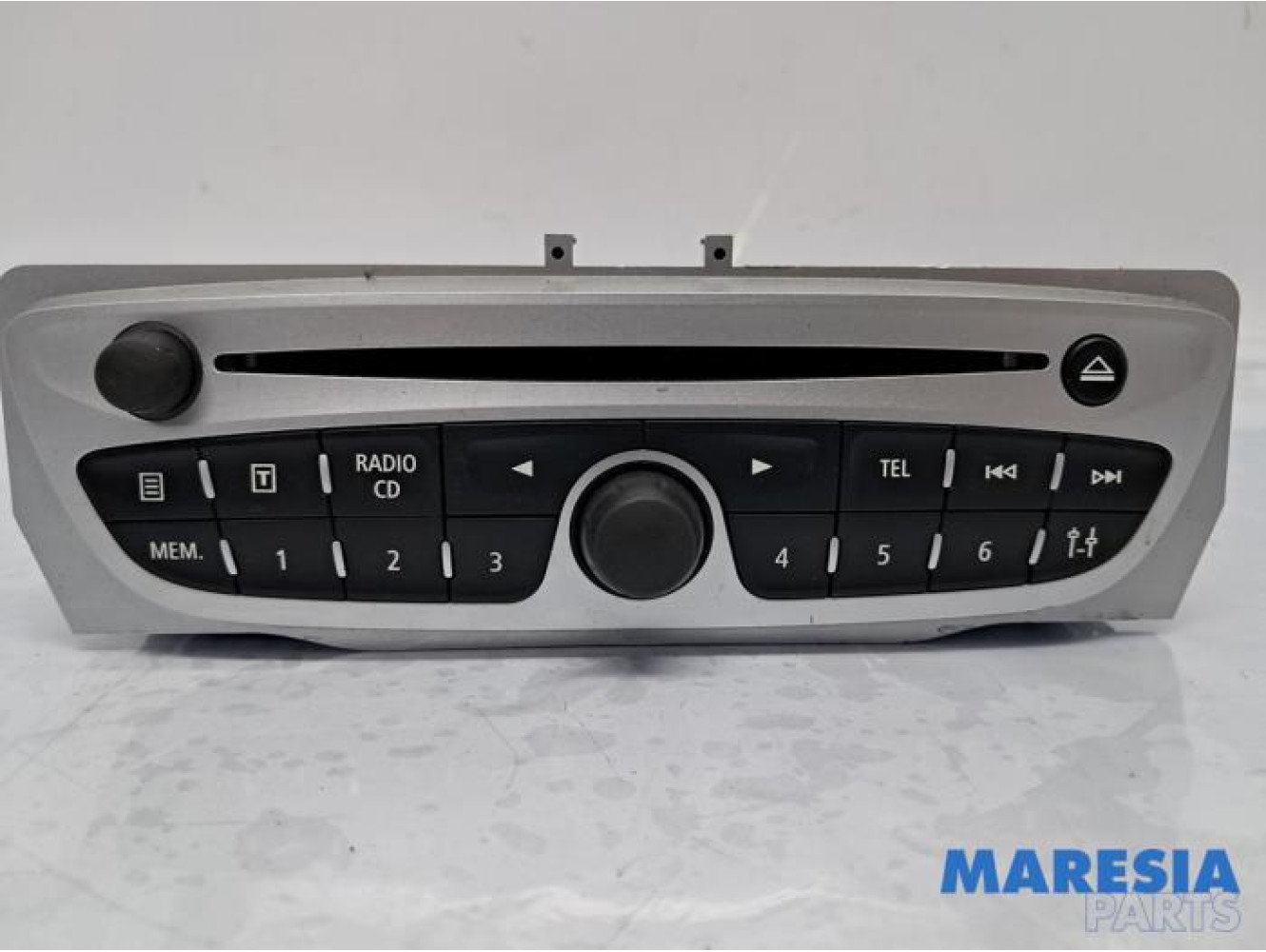 Renault - Megane - Radio CD player