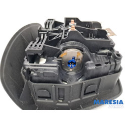 Renault - Megane - Left airbag (steering wheel)