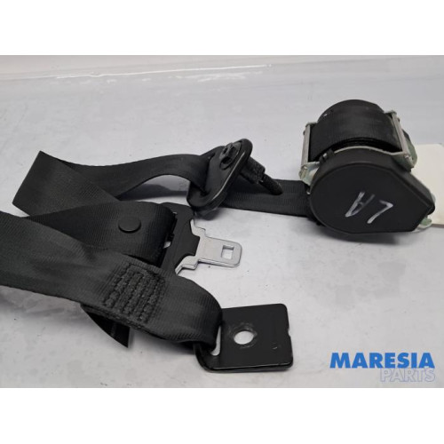 Renault - Megane - Rear seatbelt, left