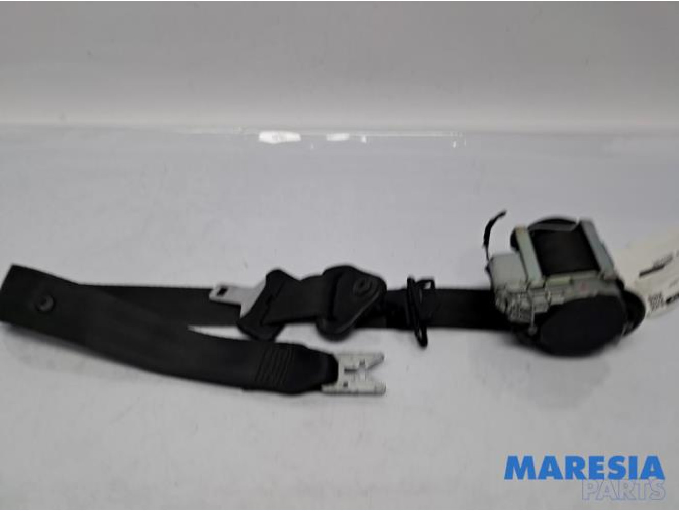 Renault - Megane - Front seatbelt, left