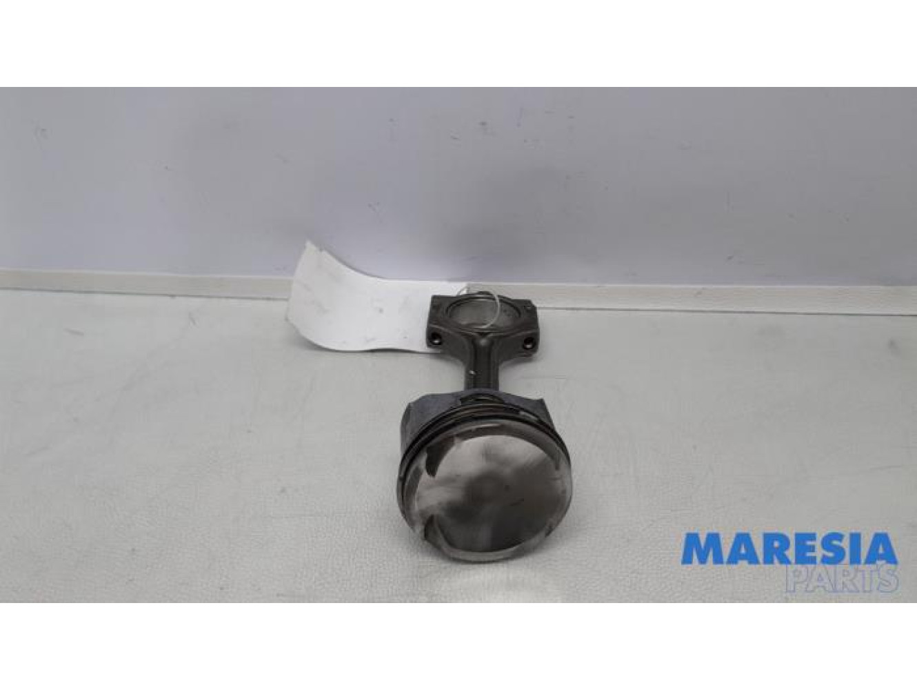 Renault - Clio - Connecting rod