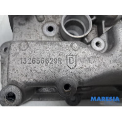 Renault - Clio - Rocker cover