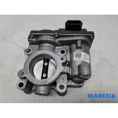 Renault - Clio - Throttle body