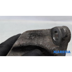 Renault - Clio - Support (miscellaneous)