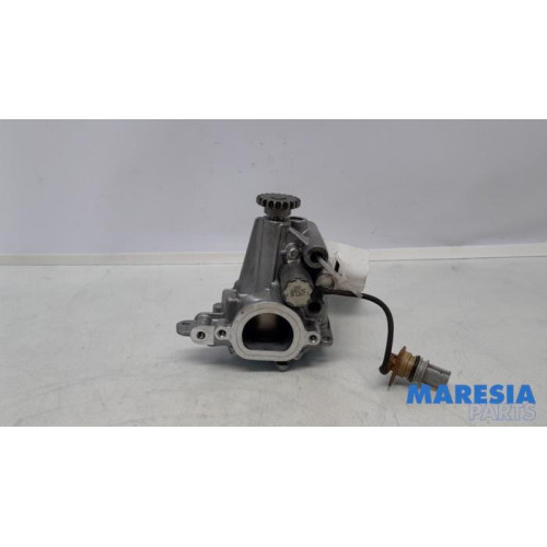 Renault - Clio - Pompe à huile