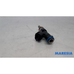 Renault - Clio - Injector (petrol injection)