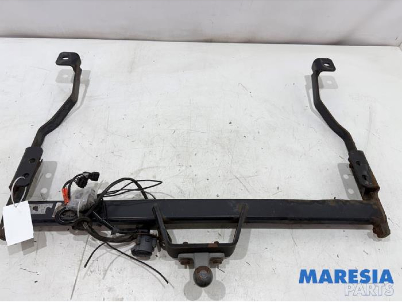 Renault - Trafic - Towbar