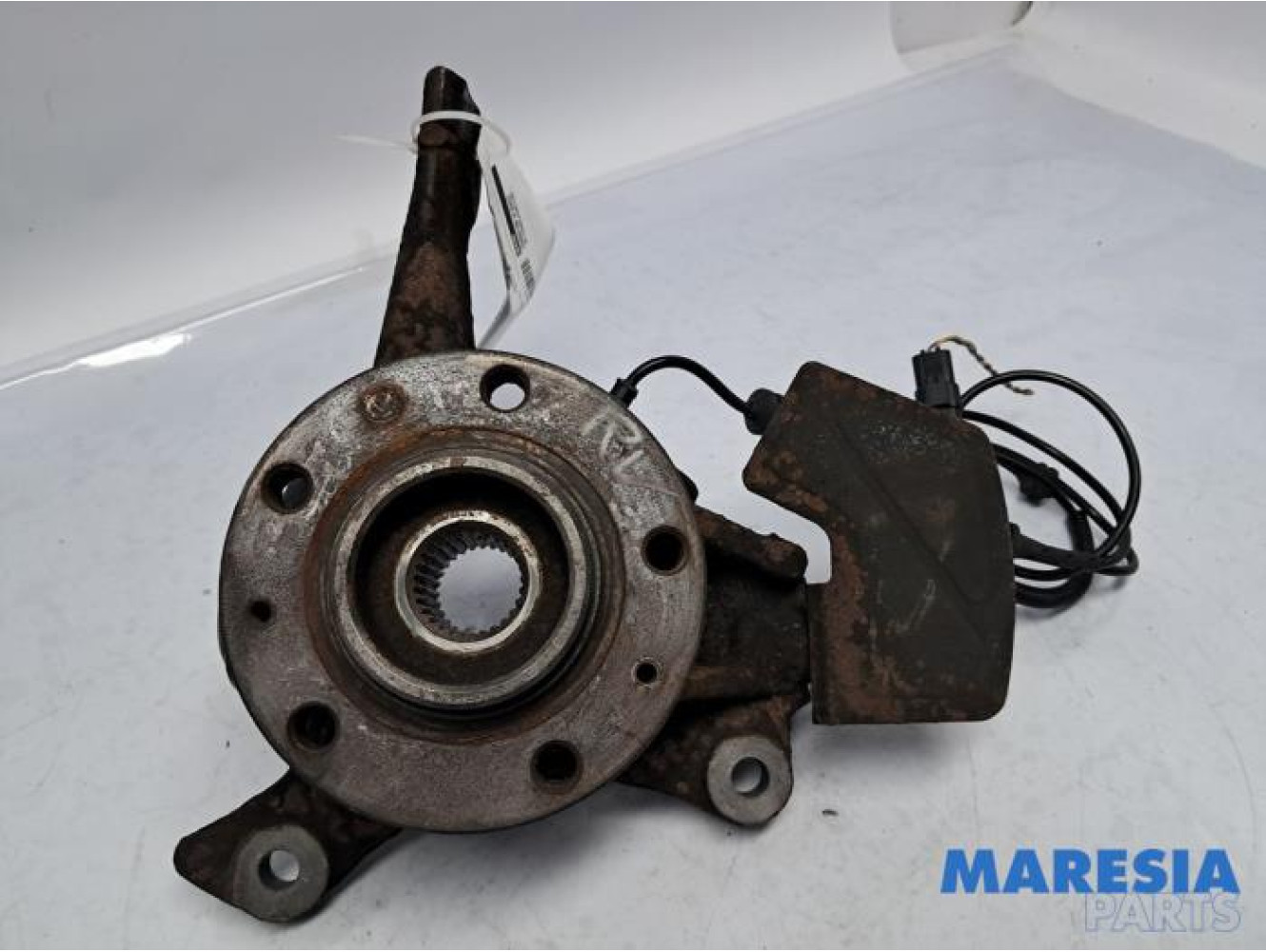 Citroen - C6 - Knuckle, front right