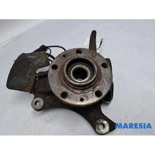 Citroen - C6 - Knuckle, front left